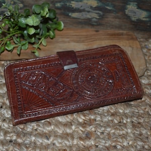 Portefeuille Mexico en cuir repoussé aztèque bohème chic sud-ouest