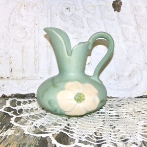 Jarra Weller Wild Rose verde de cerámica mate