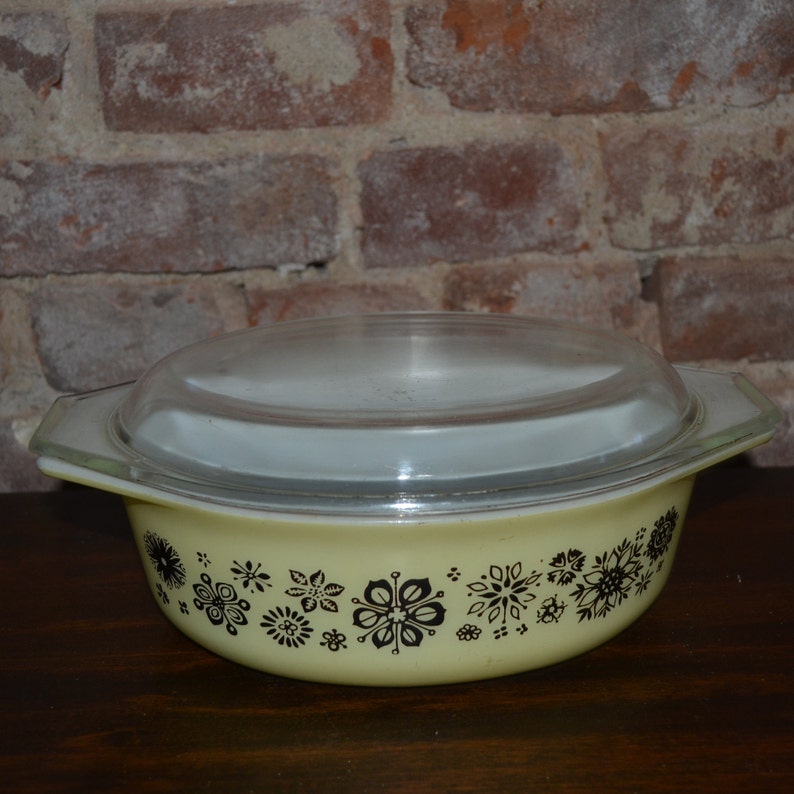 Pyrex Yellow Pressed Flowers 043 Promotional Pyrex Casserole Etsy
