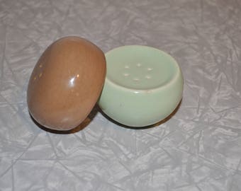 Russel Wright Iroquois Casual Stacking Salt Pepper Shakers ~ Danish Modern ~ Mid Century