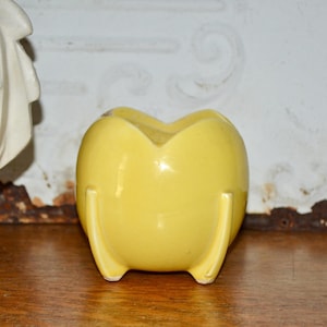Nelson McCoy Yellow Planter Tulip Pot Pottery Flower Pot