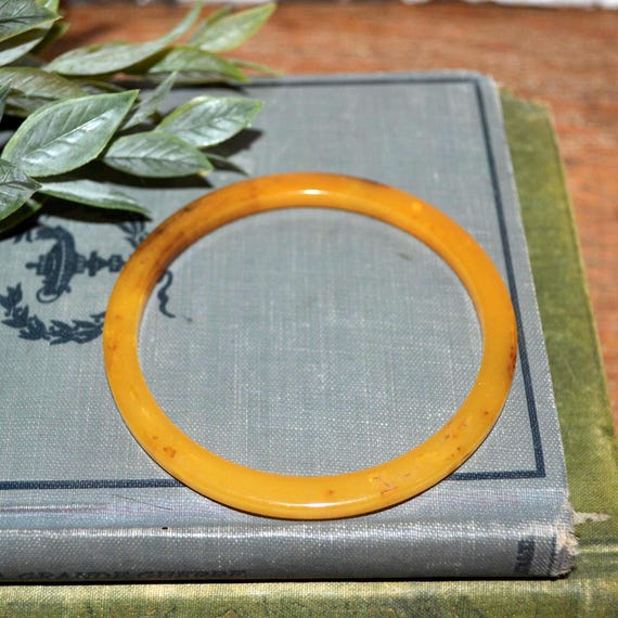 Bakelite Butterscotch Marbled Bangle Slicer Spacer