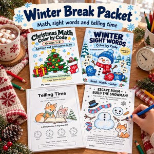 Pode incluir: Quatro cadernos educativos intitulados Winter Break Packet, Christmas Math Color by Code, Winter Sight Words e Telling Time Worksheets, com ilustrações de árvore de Natal, boneco de neve, raposa e coelho numa superfície de madeira.
