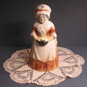 Sweet Grandma Utensil Holder by Gourmet Gifts by Lucas