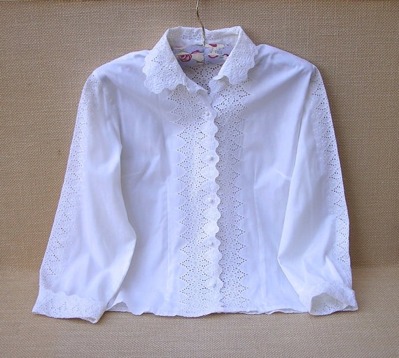 Vintage White Eyelet Embroidery Blouse