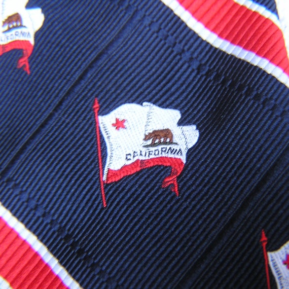 Gift For Dad, Vintage California State Flag Tie