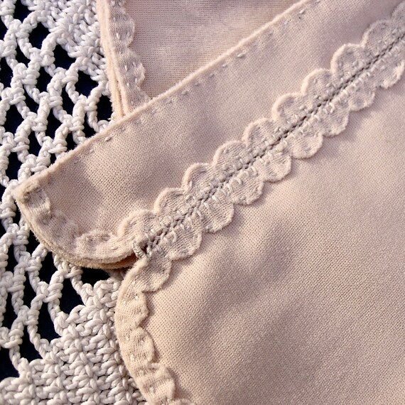 Vintage Beige/Taupe Gloves with Scallop Trim - image 3