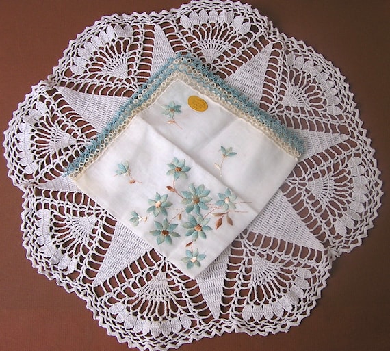 Vintage Hanky . Blue Embroidered Flowers & Tatted… - image 1