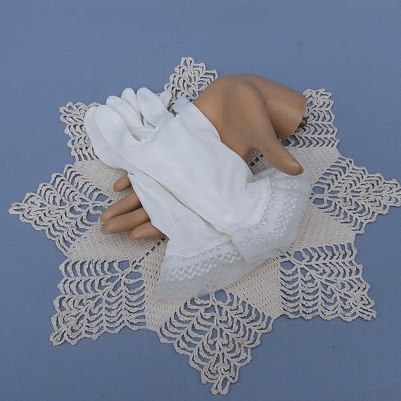 Vintage White Nylon Gloves with Net & Lace Ruffles - image 1