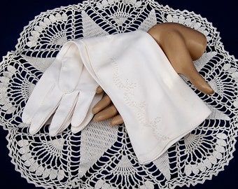 White Wedding Gloves with Embroidery
