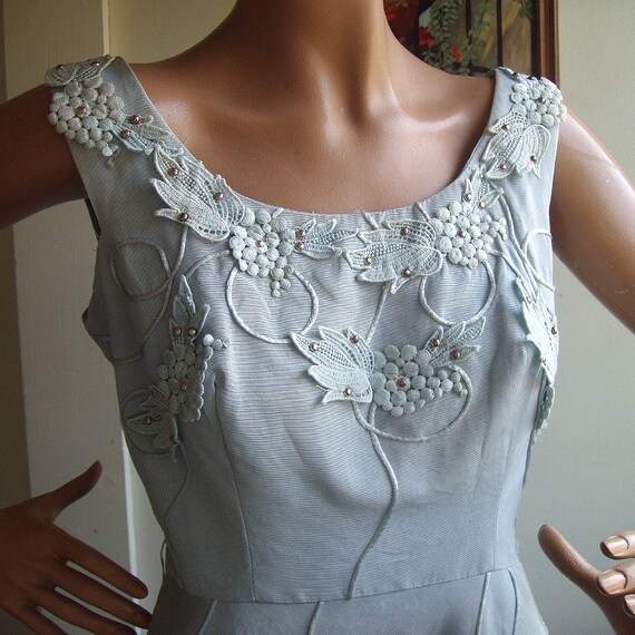 Items similar to vintage dress floral lace appliques on Etsy