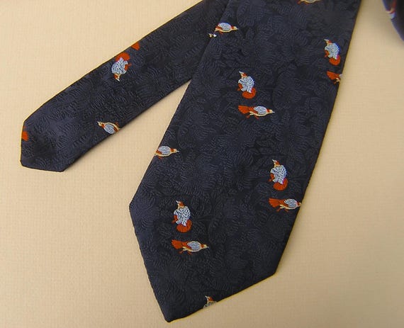 Vintage Bird Tie by Eve's Creations