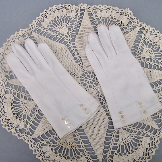 Vintage White Cotton Gloves with Button Detail Gem