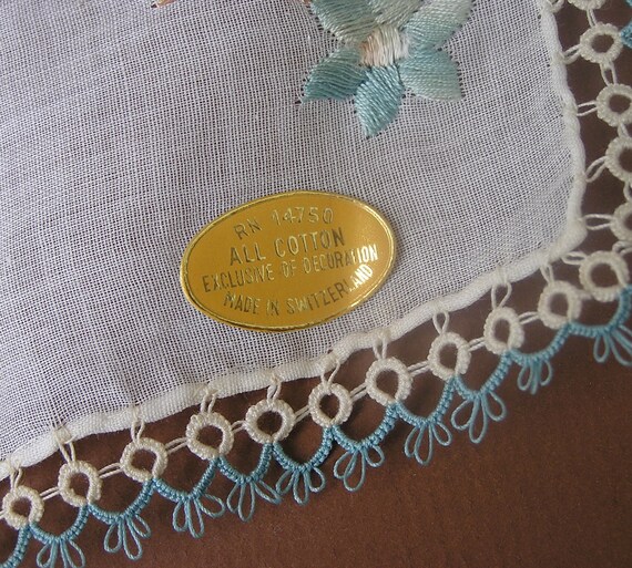 Vintage Hanky . Blue Embroidered Flowers & Tatted… - image 5