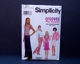 Juniors' Top - Skirt - Pants - Sewing Pattern . UNCUT . Simplicity 7185 . junior size 11/12 13/14 15/16
