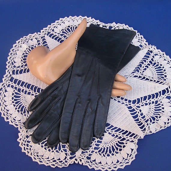 Vintage Dark Navy Blue Leather Gloves
