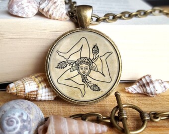 Cuore Trinacria ceramic ceramic pendant in melting glass Trinacria Cuore necklace Trinacria Sicilia pendant