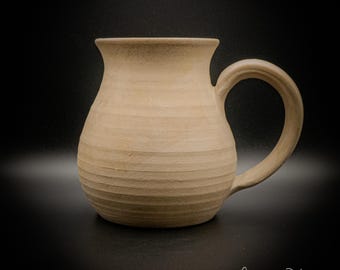 Personalisierter Steingutbecher mit individueller Gravur, handgefertigtes Keramikgeschenk (350-440 ml), Artikelnummer 2025-033