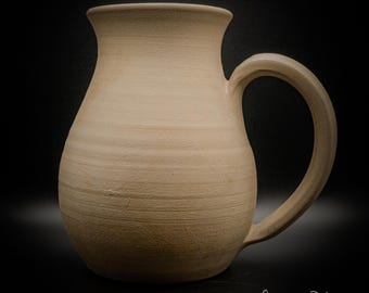 Personalisierter Steingutbecher mit individueller Gravur, handgefertigtes Keramikgeschenk (über 700 ml), #2025-063