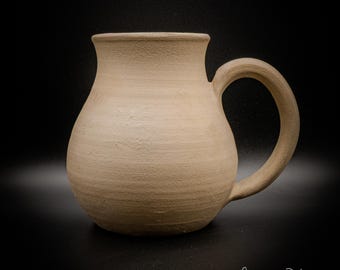 Personalisierter Steingutbecher mit individueller Gravur, handgefertigtes Keramikgeschenk (350-440 ml), Artikelnummer 2025-018