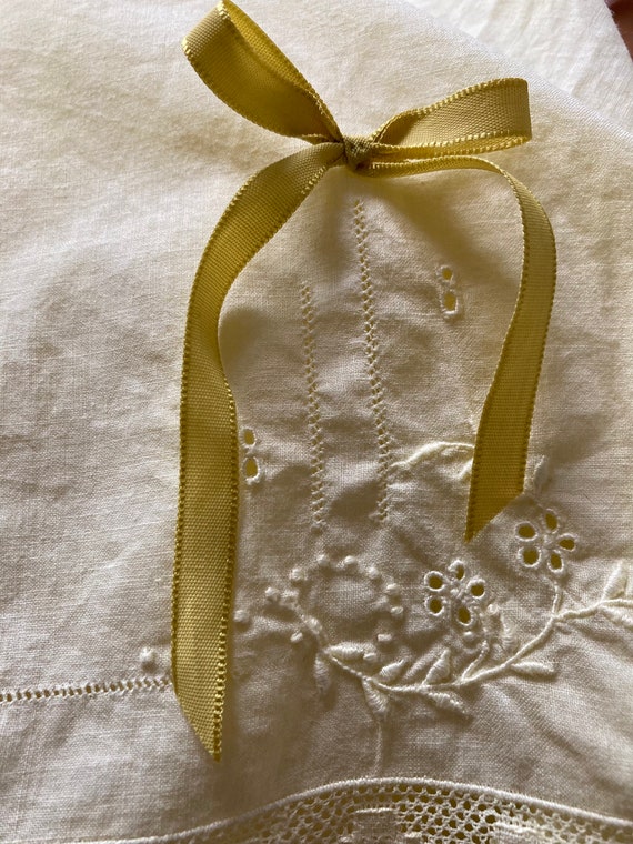 Pretty hand sewn cotton light yellow embroidered … - image 7