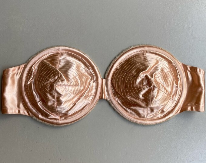 Rare Beautiful French 1940s Pink Satin Circle Wire Bullet Bra Netty