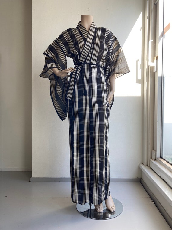 Antique handstitched Japanese silk organdy kimono… - image 6