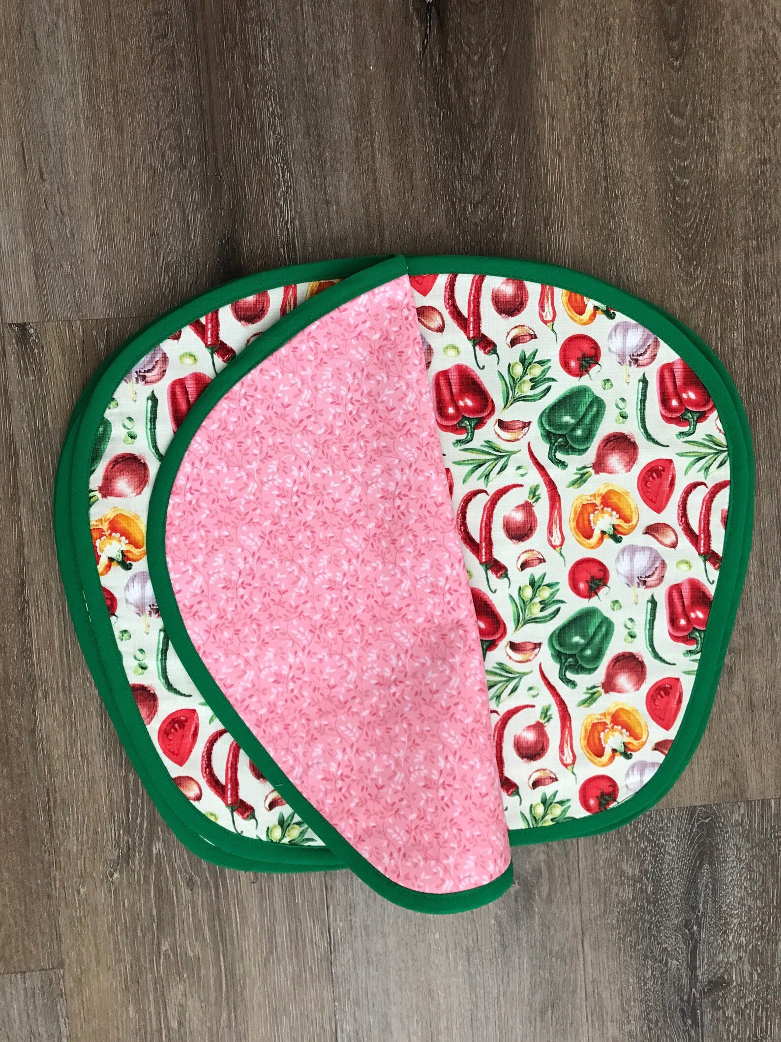 Reversible Wedge Shaped Placemats Set of 6chili print Etsy