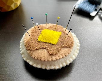 Felt Pancake Mini Pincushion