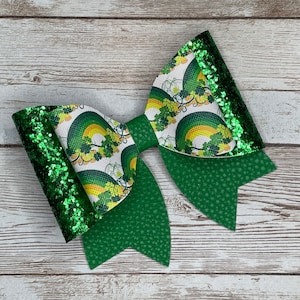 St Paddy’s Day Cheer Bow