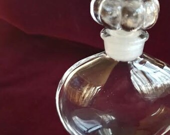 Vintage Quelqes Fleurs Mini Perfume Bottle Classic Collectible Bottle All Glass 1913