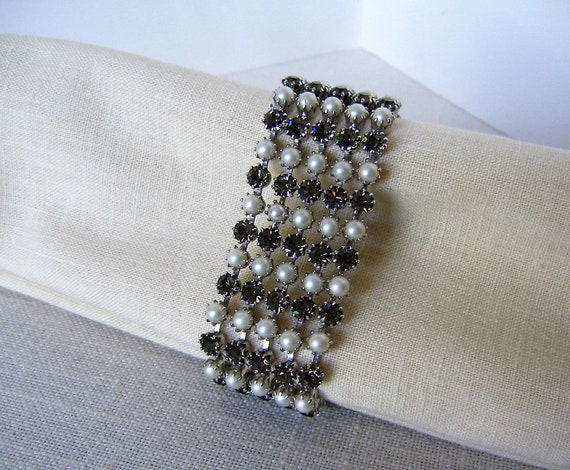 KRAMER of New York BRACELET Smoke-Colored Rhinesto