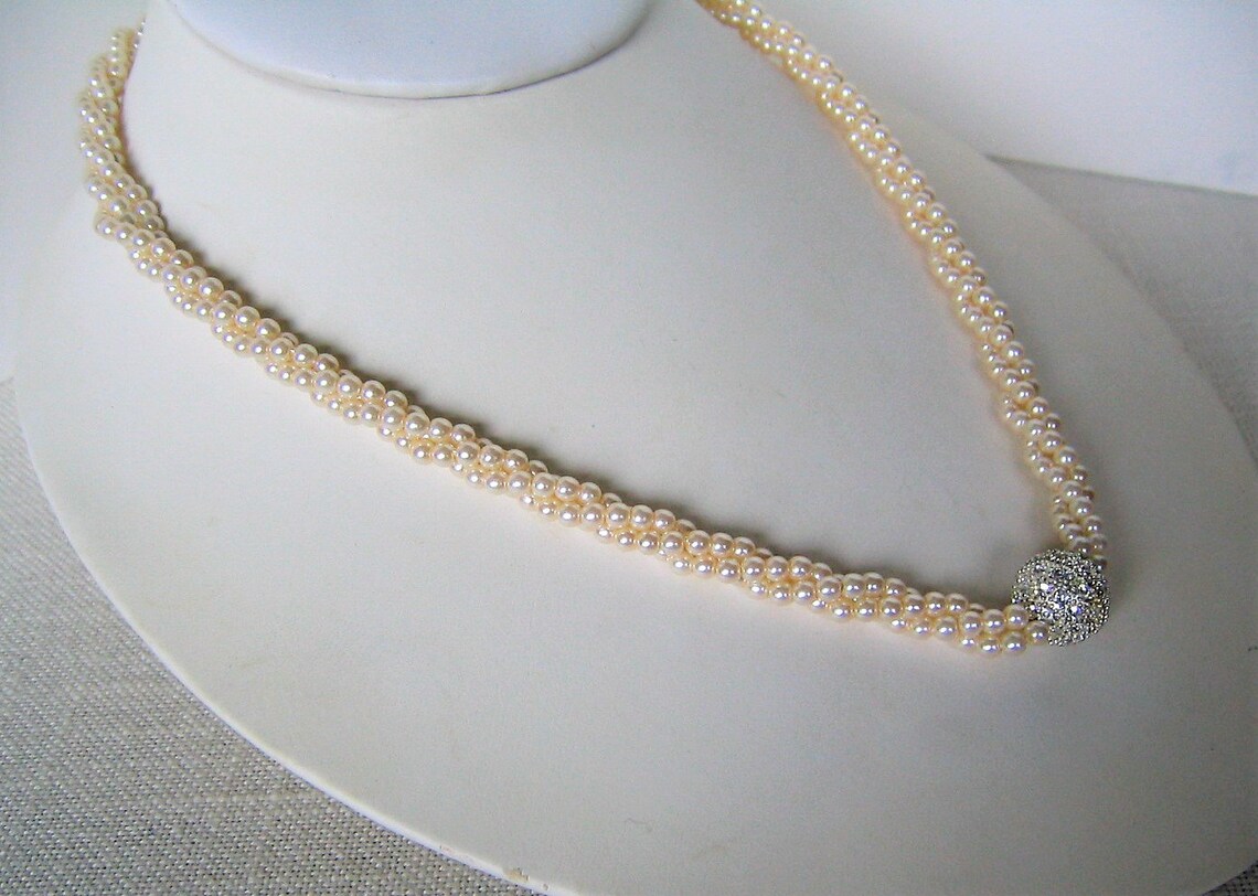 ROMAN PEARL NECKLACE w Rhinestone Crystal Pave' Clasp Etsy