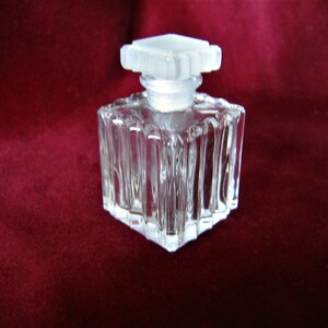 Vintage JUNGLA Perfume Bottle from MYRURGIA Collectible Perfume 1944 Discontinued Perfume Bottle