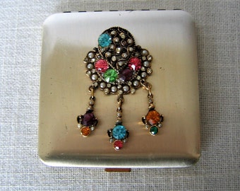 DORSET Powder Compact w Cascading Rhinestones and Faux Pearls Vintage 1940s Compact