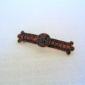 Antique BOHEMIAN GARNET Bar Pin or Brooch Vintage Victorian / Edwardian Era January Birthstone