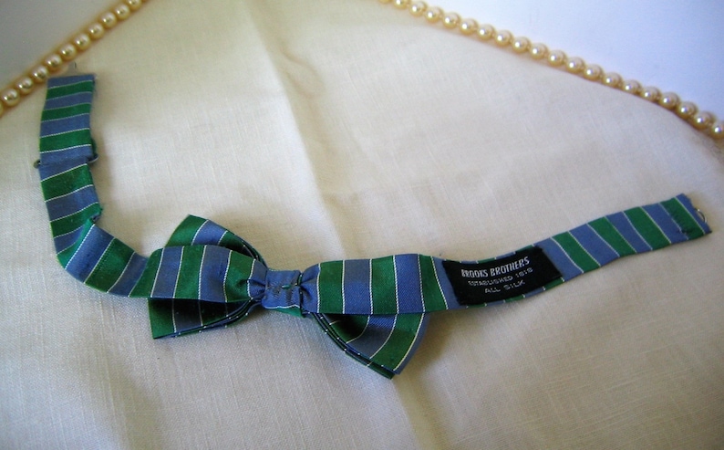 Vintage BROOKS BROTHERS Bow Tie Accessory Silk Tie 1970s 1980s Wonderful Condition Wedding Accessory