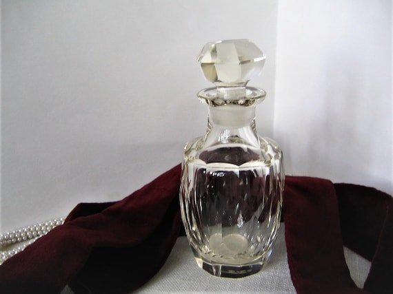Antique Clear Crystal Perfume Bottle Vintage Clea… - image 9