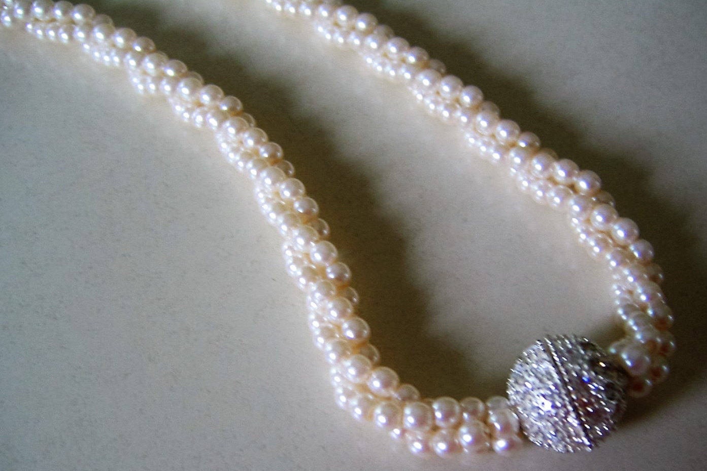 ROMAN PEARL NECKLACE w Rhinestone Crystal Pave' Clasp Etsy