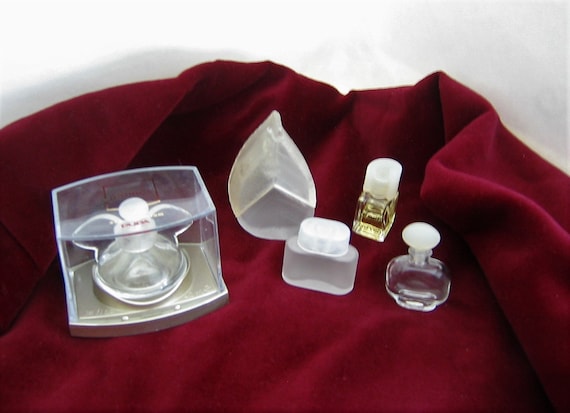 5) Vintage PERFUME BOTTLES Mini Collectible Perfume B… - Gem