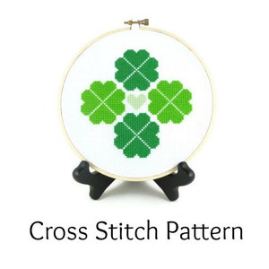 Shamrock Four Leaf Clover St. Patrick&#39;s Day Cross Stitch Pattern