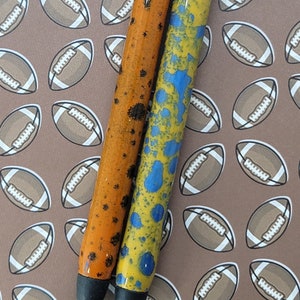 Refillable sports team pen, school spirit pen, football pen, basketball personalized gel pen, sports logo pen, gift for coach