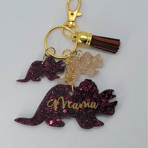Custom Triceratops Family Keychain: Personalized Dinosaur Gift