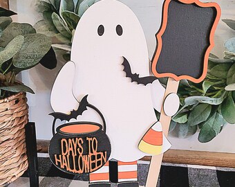 Halloween ghost chalkboard countdown, Halloween decor