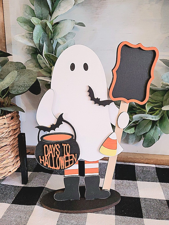 Halloween ghost chalkboard countdown, Halloween decor