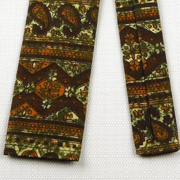 Vintage ~ ERNST San Francisco~ Skinny BATIK SQUARE End neck tie ~ paisley cotton L53"*