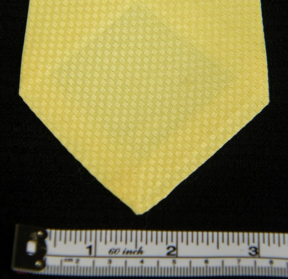 Vintage 50s–60s Yellow Necktie tie~ Cravat~ jacqu… - image 2