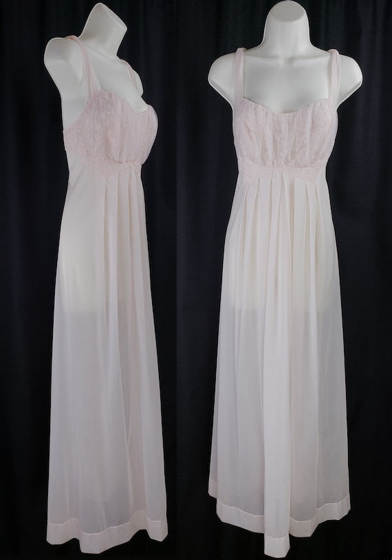 Bridal VTG 1950’s-60s ~Vanity Fair~Pink Nylon Tric