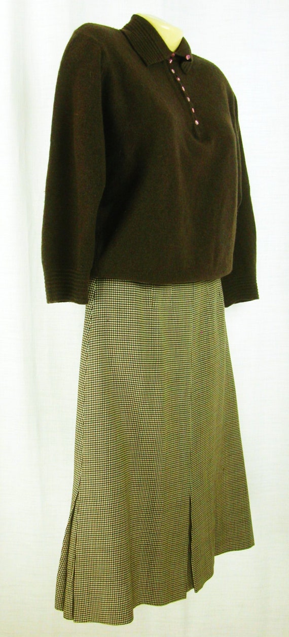 Vintage 50’s – 60’s  Brown Knit Sweater and Check… - image 4