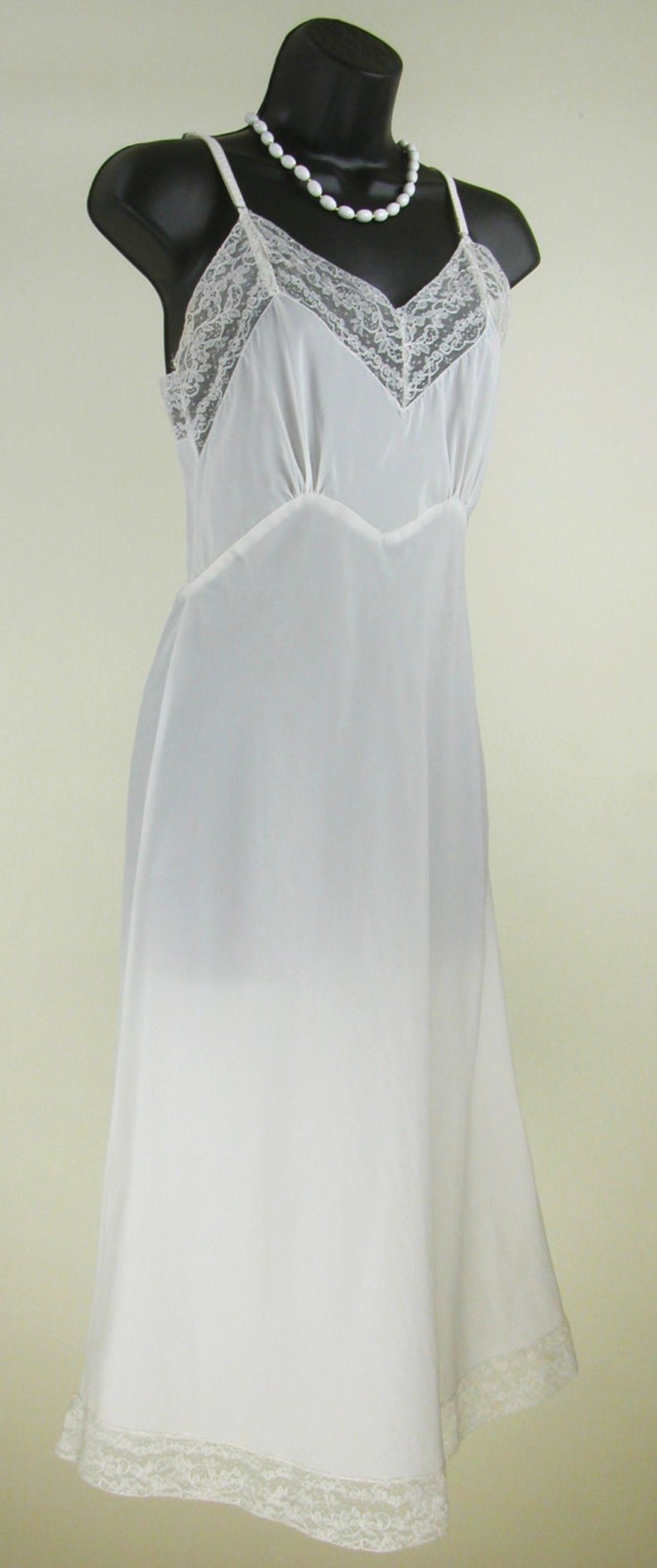 Vintage 1940's 50's FANTASY Full Slip Dress Nightgown Nightie White Chantilly Lace Bias Cut b32 image 2